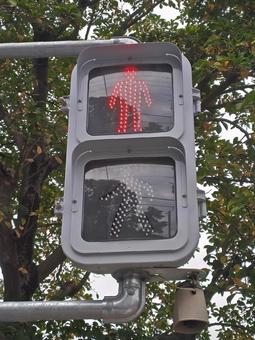 歩行者用信号「赤」LED 歩行者用信号「赤」LED 歩行者,赤,信号の写真素材