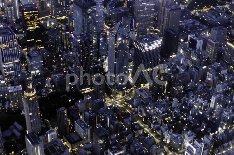 夜の東京都港区虎ノ門付近を空撮 虎ノ門,空撮,夜景の写真素材