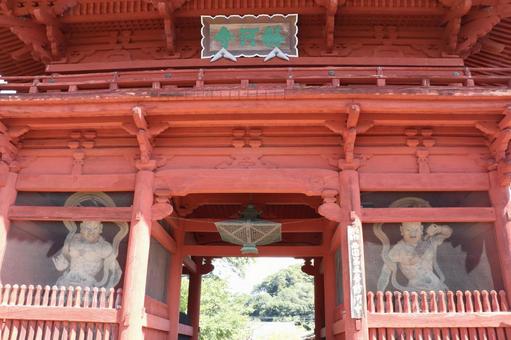 粉河寺 大門の扁額と金剛力士像 粉河寺 大門の扁額と金剛力士像 粉河寺,大門,扁額の写真素材
