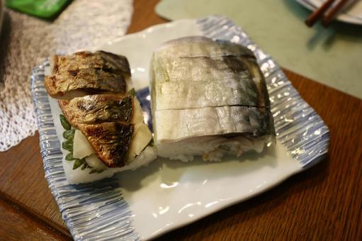 三重産　鯖寿司 三重産,焼き鯖,鯖寿司の写真素材