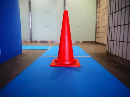 Triangular cone, JPG