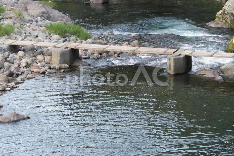 勝浦川と木橋 勝浦川,上勝町,橋の写真素材