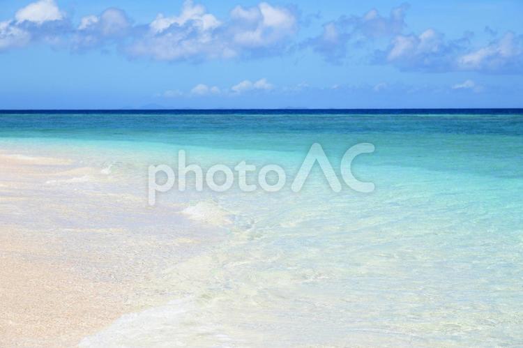 沖縄の碧い海 沖縄,海,青い海の写真素材