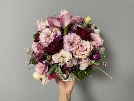 花束 花束,バラ,ピンクの写真素材