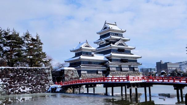 冬の松本城 松本城,長野観光,城の写真素材