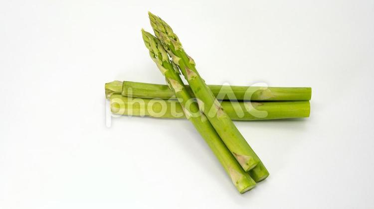 アスパラガス　調理用素材　白背景 アスパラガス,野菜,緑黄色野菜の写真素材
