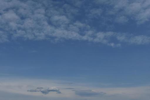 雲 背景素材 青空 雲 背景素材 青空の写真