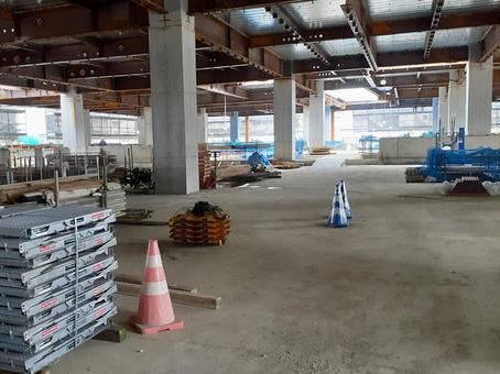 Photo, steel frame, deck plate, color cone, 