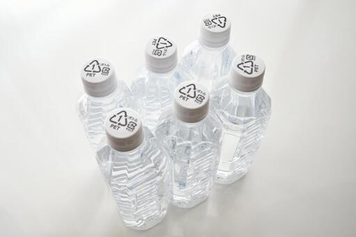 ラベルレス水500ml 6本 飲料水,ミネラルウォーター,ボトルウォーターの写真素材