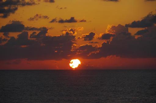 Sunset over the Sea of Japan, JPG