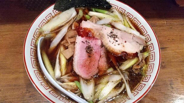 鴨ねぎラーメン 鴨ねぎラーメン,ラーメン,麺類の写真素材