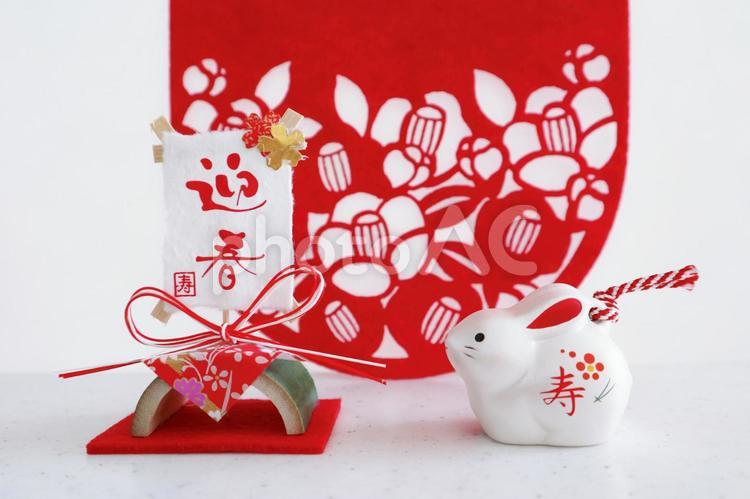 年賀状素材 うさぎの干支の置物 うさぎ,干支,年賀状の写真素材