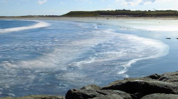 10月の波打ち際(スローシャッター) 10月の波打ち際(スローシャッター)の写真