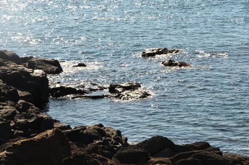 角島の波打ち際 角島の波打ち際の写真