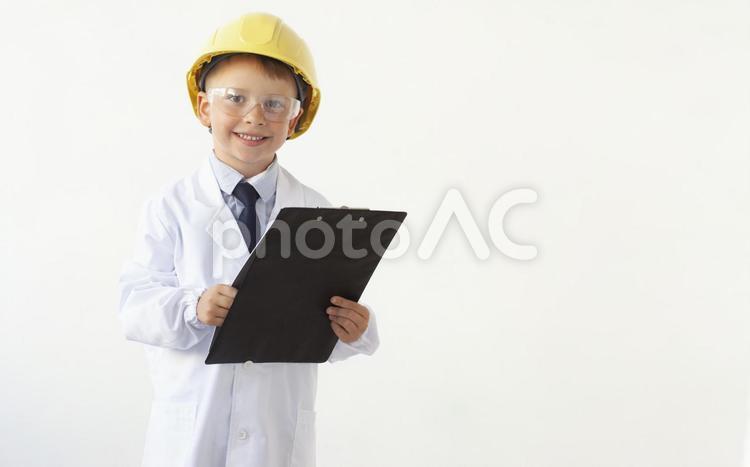 技術者に扮した男の子 子ども,お仕事,職業の写真素材