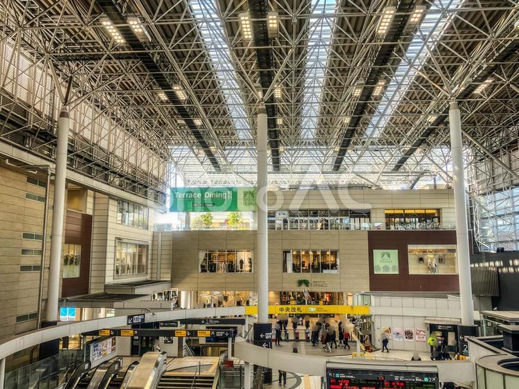 【神奈川県】横浜市・たまプラーザ駅 たまプラーザ駅,たまプラーザ,ショッピングモールの写真素材