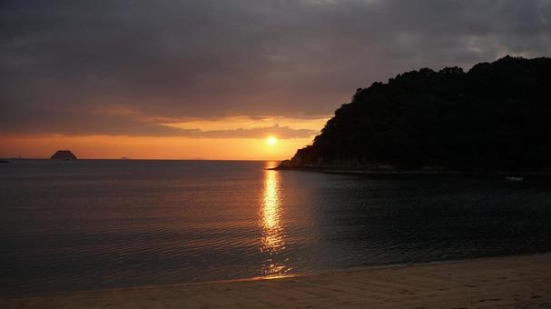 瀬戸内の夕日 瀬戸内の夕日の写真