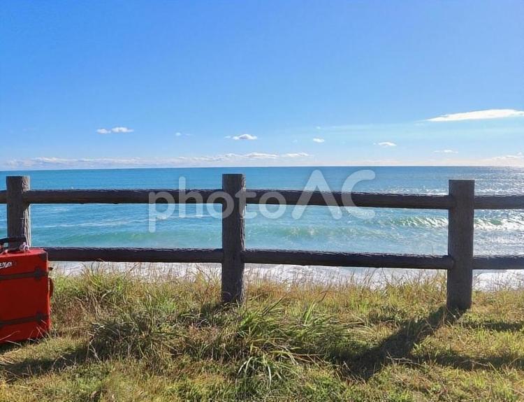 海岸線を旅行中 コピースペース,太平洋,青い海の写真素材
