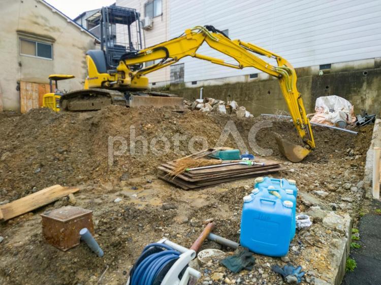 解体工事中の住宅地 解体工事,工事,工事現場の写真素材