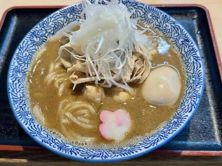 ほんのり甘味のある濃厚なラーメン ほんのり甘味のある濃厚なラーメンの写真