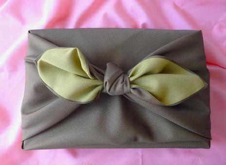 心を包む贈り物 風呂敷,背景,和の写真素材