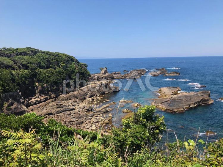 きれいな海と空　和歌山県太地町にて 自然,風景,景色の写真素材