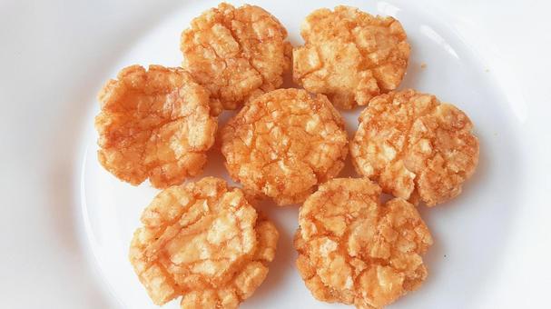 ひとくち揚げ米菓・2 ひとくち揚げ米菓・2 お菓子,米菓,食べ物の写真素材
