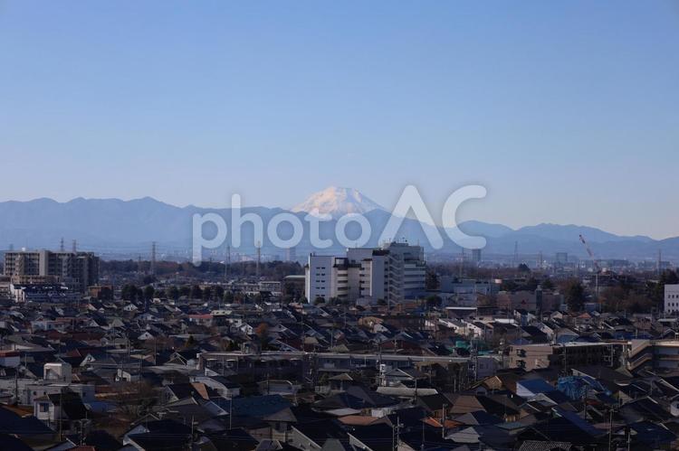 富士山と街並み 青空,富士山,雪化粧の写真素材