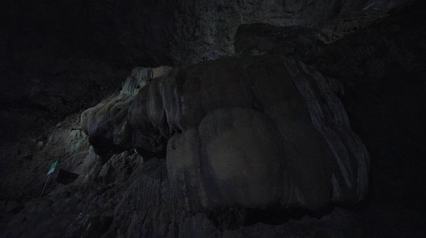 暗闇の洞窟 暗闇の洞窟 秋芳洞,洞窟,山口の写真素材