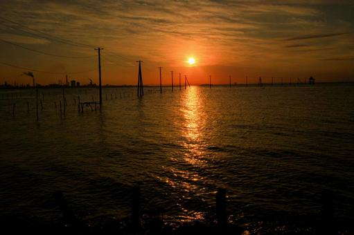 海中電柱 海中電柱,久津間海岸,木更津の写真素材