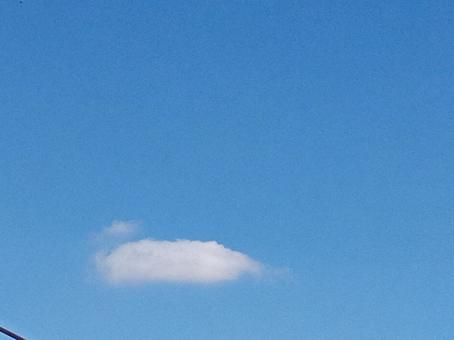 11月の空 空,雲,青空の写真素材