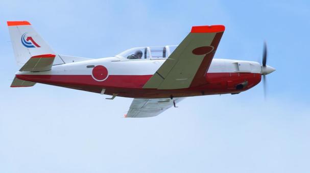 飛行する練習機 tー7,フライト,空の写真素材