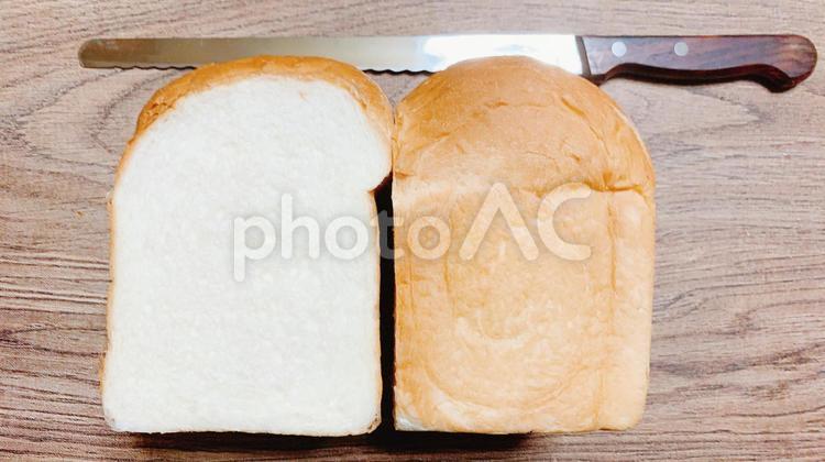 食パン　一斤　ハーフカット　素材 食パン,パン,パン屋の写真素材