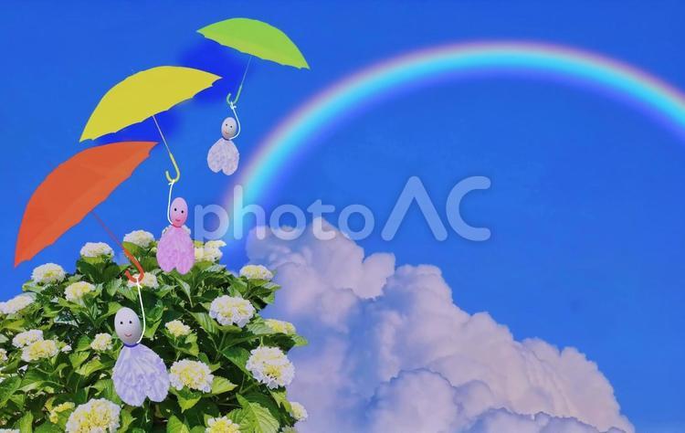 梅雨イメージ/虹空・紫陽花・てるてる坊主 梅雨,虹空,虹の写真素材