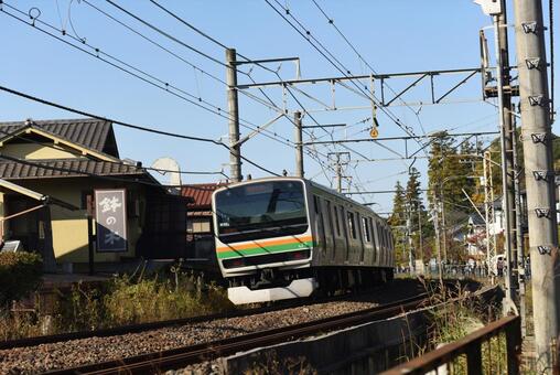 横須賀線の走る風景 横須賀線,電車,jr東日本の写真素材