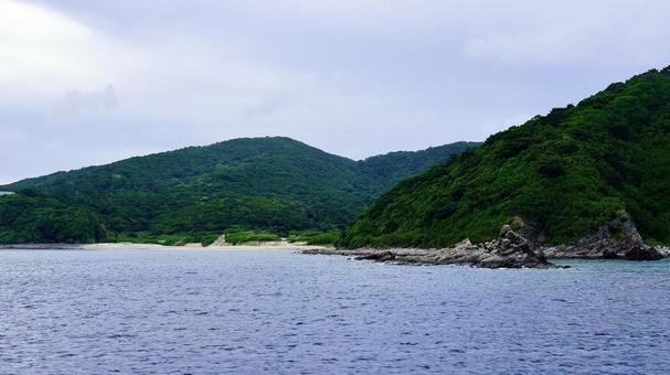 海から見た沖縄県慶良間諸島阿嘉島 海から見た沖縄県慶良間諸島阿嘉島 阿嘉島,海,島の写真素材