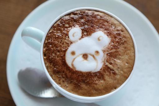 熊のラテアートのコーヒー 熊のラテアートのコーヒー カプチーノ,コーヒー,フォームミルクの写真素材