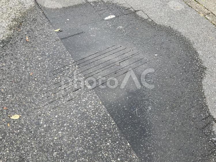 水たまりの風景 水たまり,風景,道路の写真素材