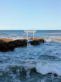 大洗海岸 神磯の鳥居 大洗海岸 神磯の鳥居 茨城県,茨城県観光,大洗海岸の写真素材