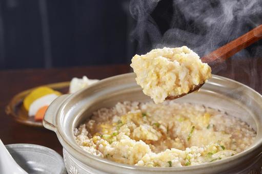 鍋料理の〆の雑炊 鍋料理の〆の雑炊 玉子雑炊,おじや,はしあげの写真素材
