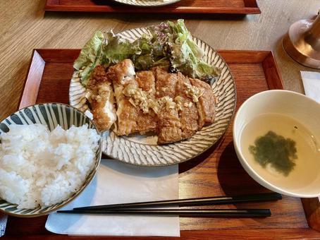 チキン南蛮定食 チキン南蛮定食の写真