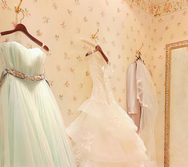 部屋に飾ったドレス 部屋に飾ったドレス ドレス,ブライダル,ウェディングドレスの写真素材
