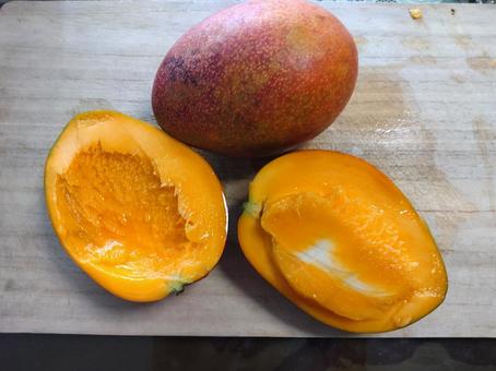 Ripe mango, JPG