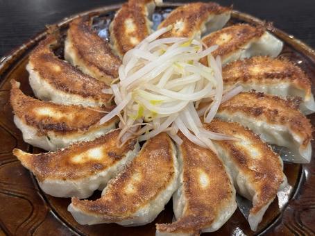 餃子 餃子 餃子,もやし,中華の写真素材
