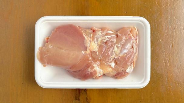 鶏もも肉 鶏もも肉の写真