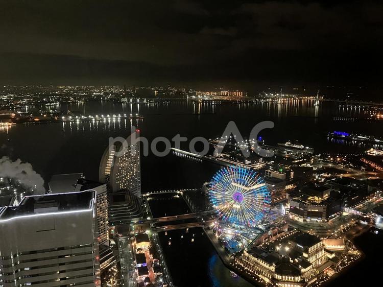 夜景（みなとみらい）⑤ みなとみらい,夜景,観覧車の写真素材