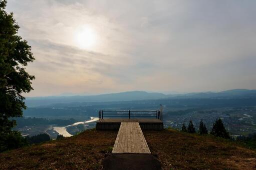 250516津南町川の展望台 新潟県,中魚沼郡,津南町の写真素材