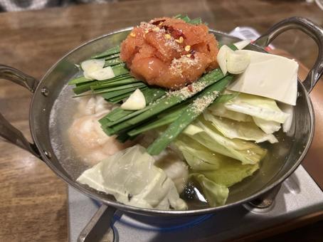 福岡名物 明太子入りのもつ鍋 福岡名物 明太子入りのもつ鍋 もつ鍋,九州,福岡の写真素材