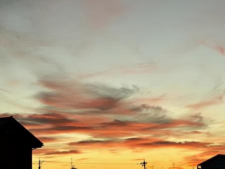 夕焼けですよ帰りましょう 夕焼け,空,グラデーションの写真素材