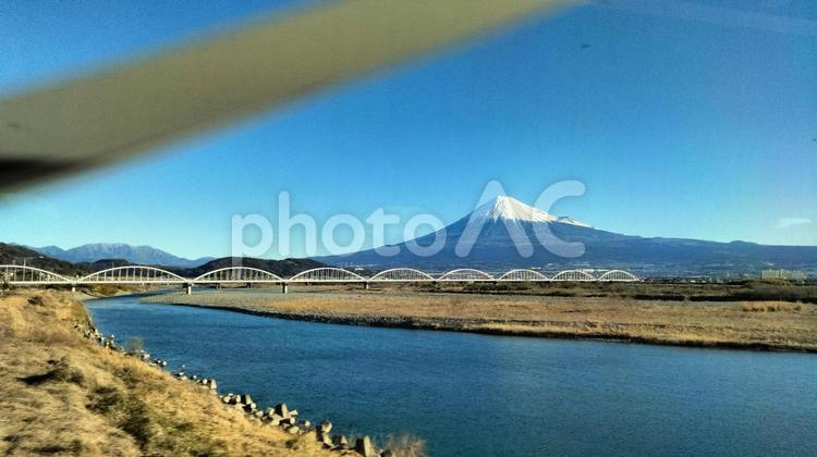 富士山　新幹線からの風景 富士山,静岡,富士の写真素材
